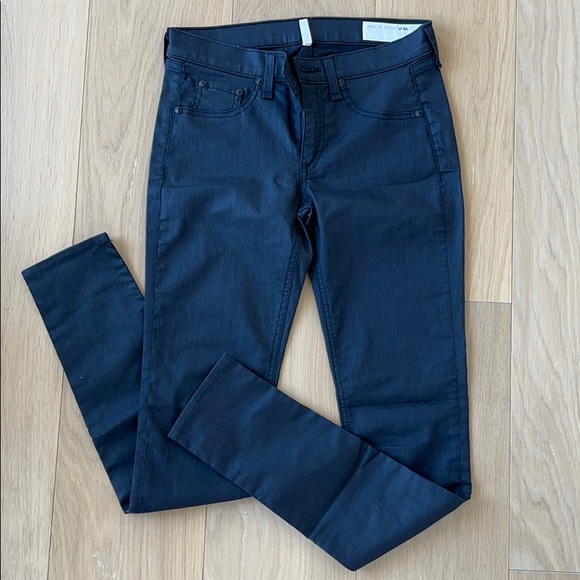 rag & bone Denim - Rag & Bone Jean “the legging” in Black